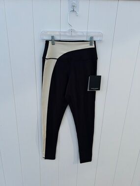 Spiritual Gangster Skye 7/8 High Waist Ankle Leggings Black Cream S Colorblock